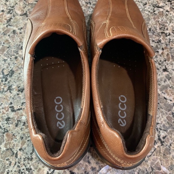 Ecco Womens Brown Leather Slip On Walking Loafers - Picture 10 of 10